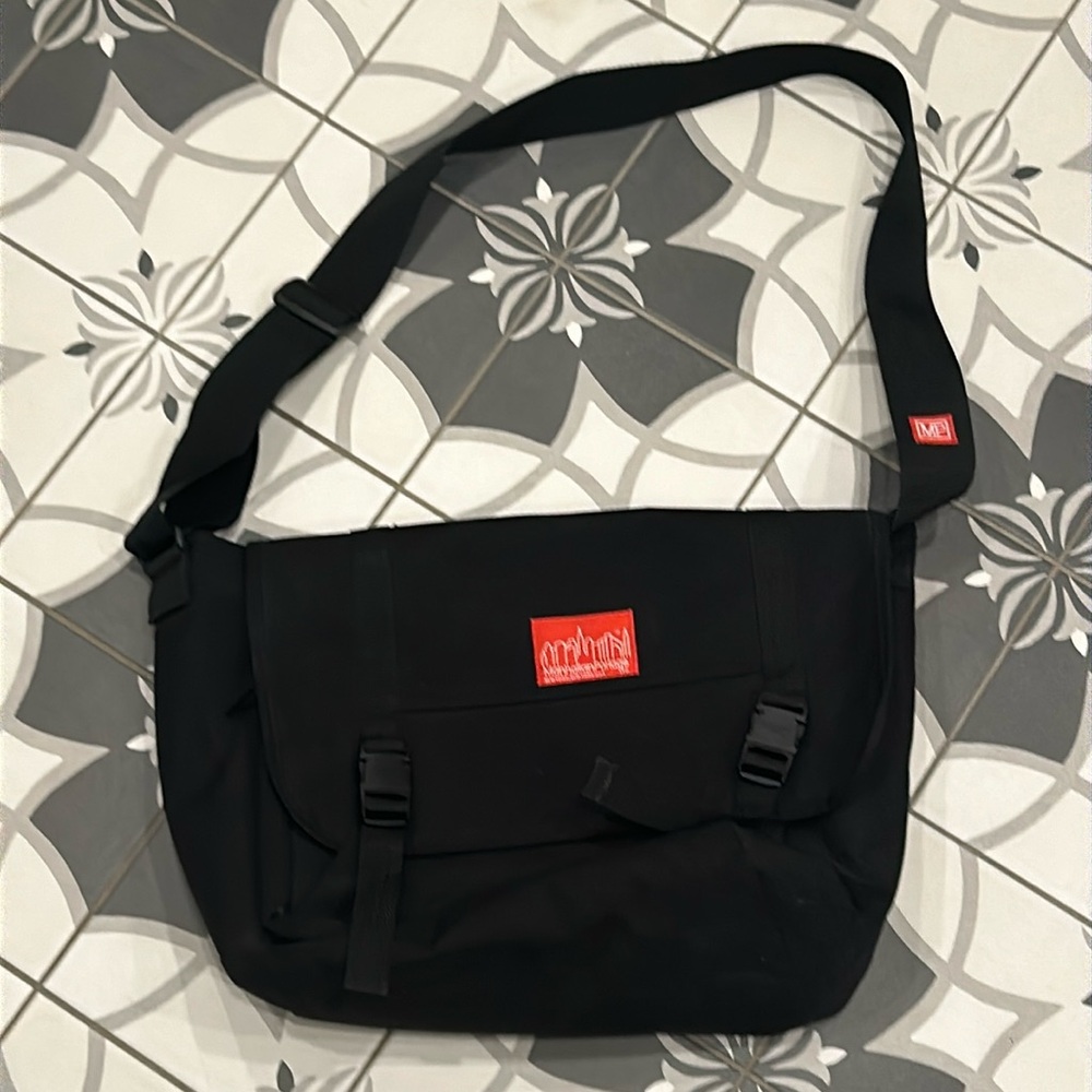 Classic Manhattan Portage Messenger Bag for work, school or travel.